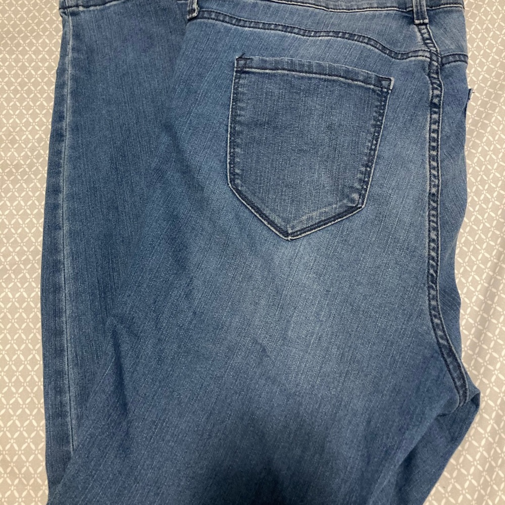 Old navy mid rise super skinny jeans 18w